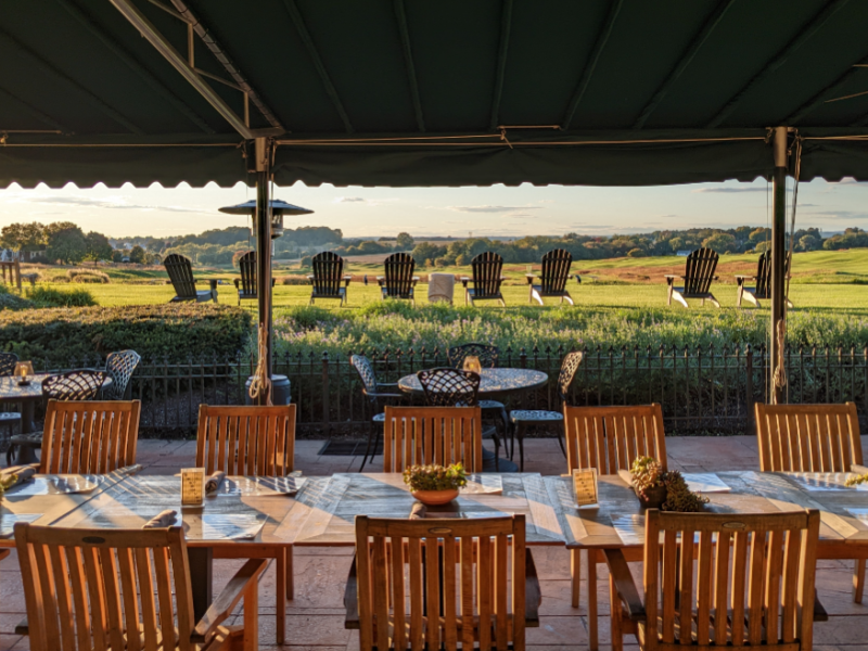 outdoor-seating outdoor-seating